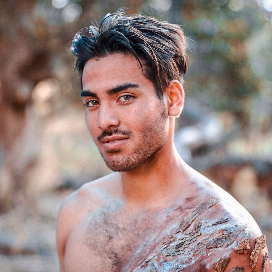 Más información sobre el artículo Nuestro Fotógrafo Ricardo de Rapa Nui