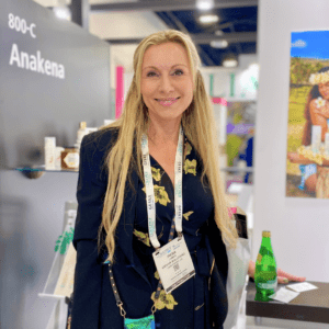 Anakena en Cosmoprof North America Miami 2025: Nuestra Experiencia en una de las Ferias de Belleza Más Importantes del Mundo
